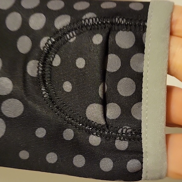 NWT: umbro Girls Zipper Hoodie - Picture 4 of 12